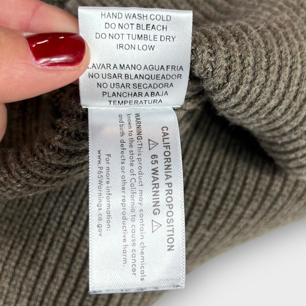 Hyacinth House Quinlan Quarter Zip Cropped Sweater in Mushroom Size Small - Picture 6 of 7